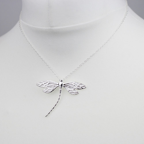 Dragonfly Pendant Necklace...